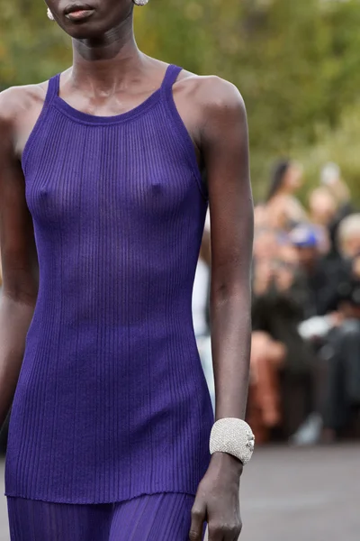 Look 143
